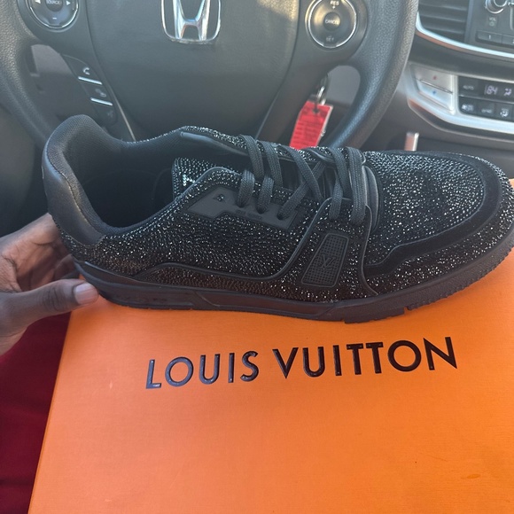 Louis Vuitton shoes - Picture 1 of 2